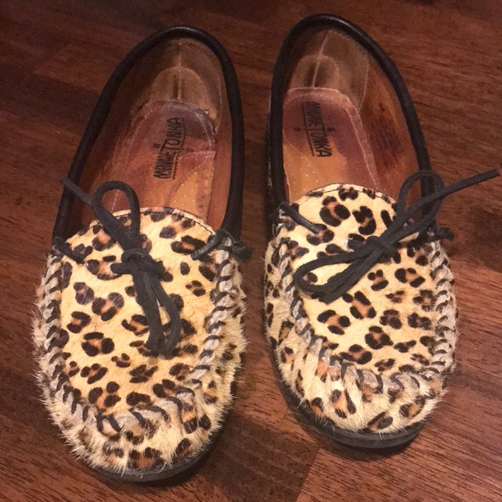 Calf hair leopard Minnetonka moccasins